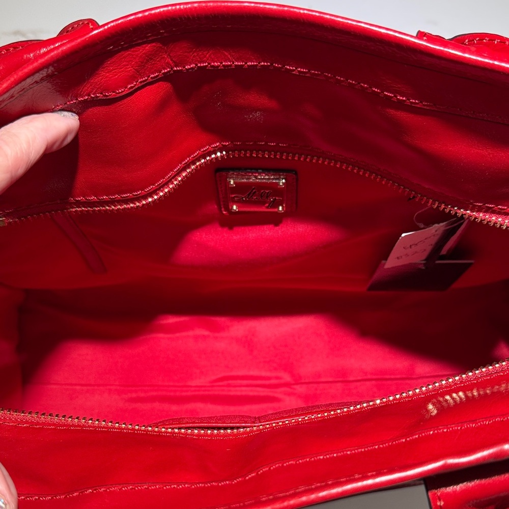 NEW MILLY Leather Crossbody/Shoulder Vintage Tote Bag, Red - Picture 5 of 16